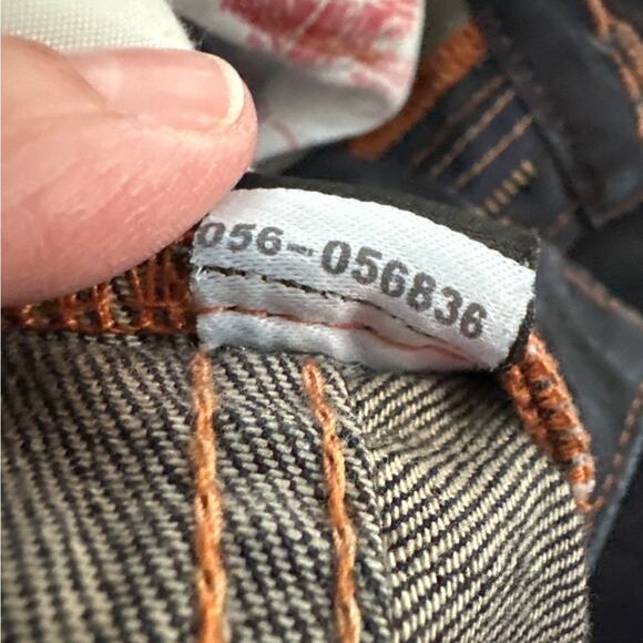 VTG 2010s Ed Hardy Embroidered Dark Denim Shorts - Picture 6 of 7